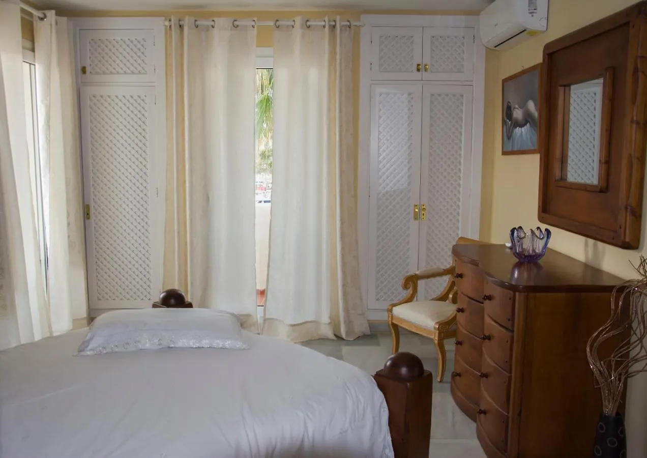 Magnificent Port-Beach 5* Luxury Residence Benalmadena